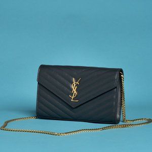 YSL WALLET WITH CHAIN IN QUILETED SMOKE COLOR